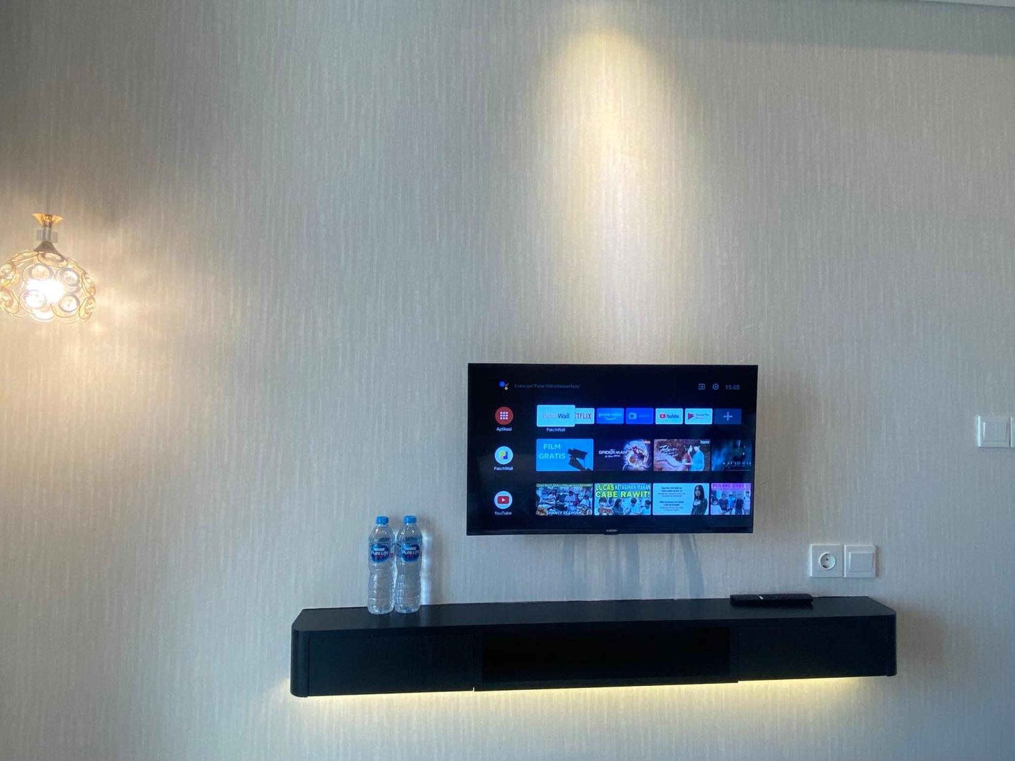 Comfort And Luxury Private Room At Goldcoast Pik Jakarta Exterior foto